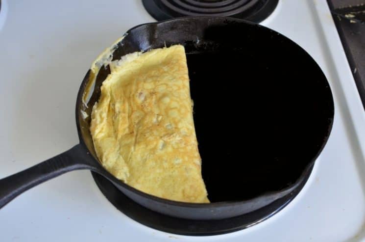 Perfect Veggie Omelette Recipe. This is seriously a no-fail way to make perfect omelettes!